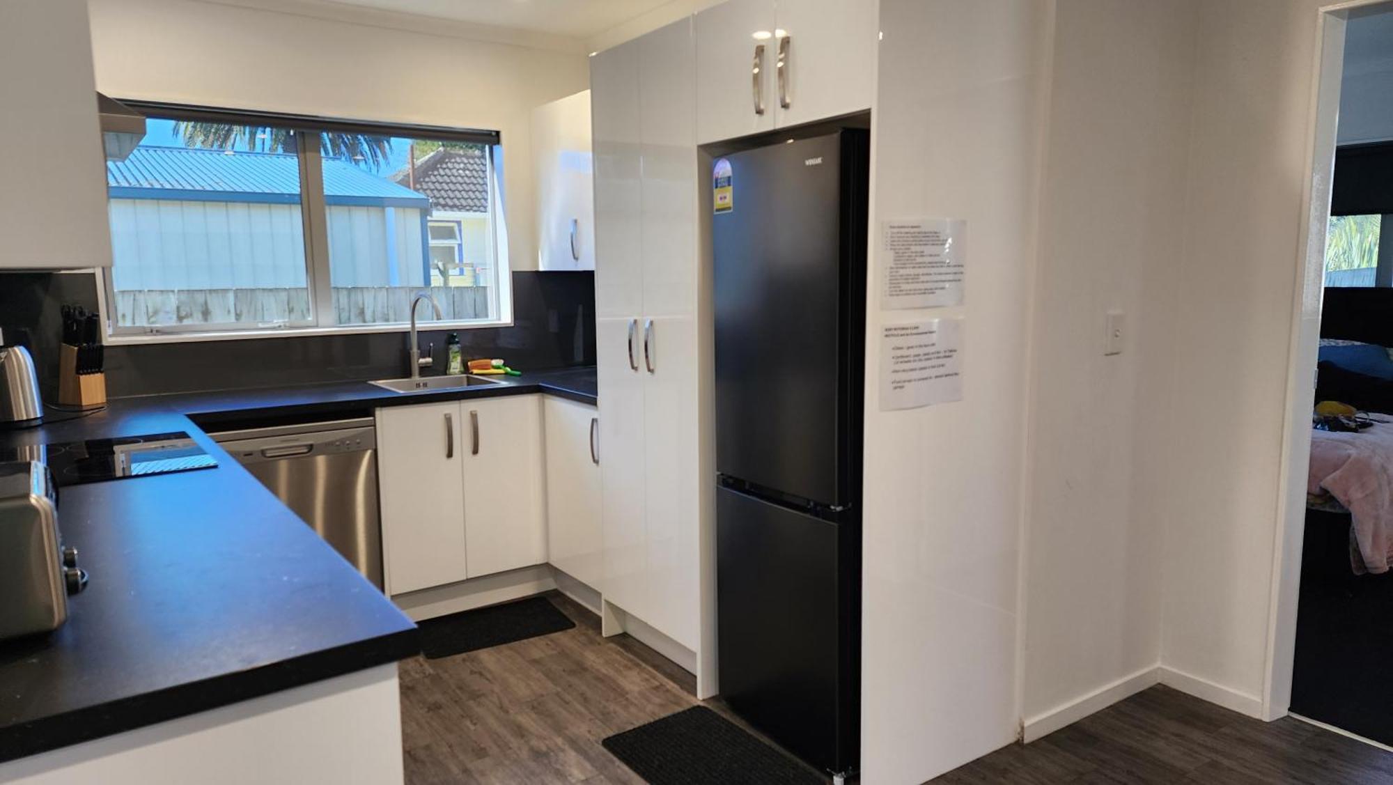 Oaktree Entire Holiday Home, Sleeps 8 To12 Rotorua Exterior foto