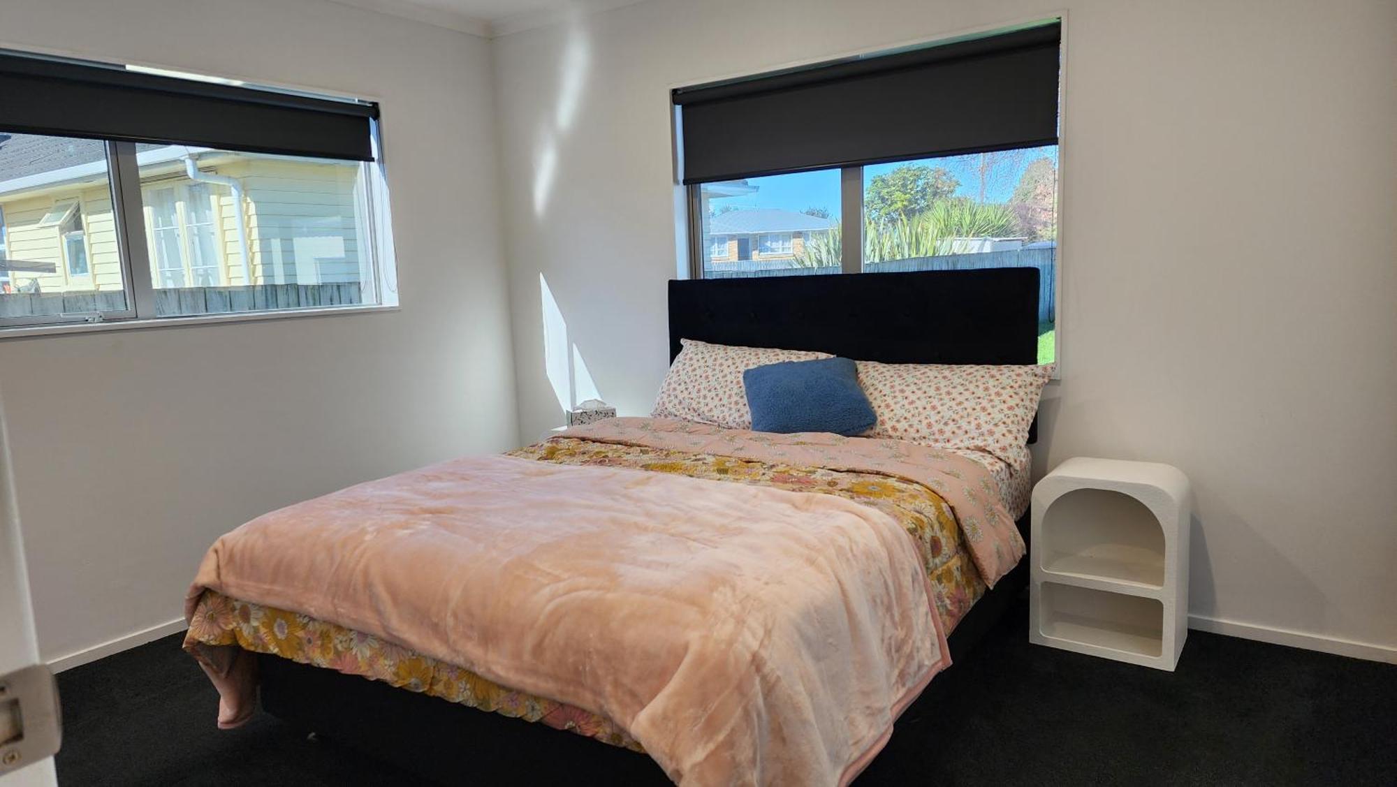 Oaktree Entire Holiday Home, Sleeps 8 To12 Rotorua Exterior foto